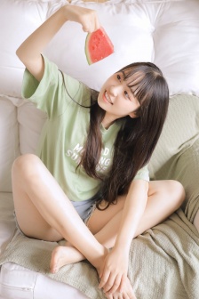 97国产大学生情侣在线视频